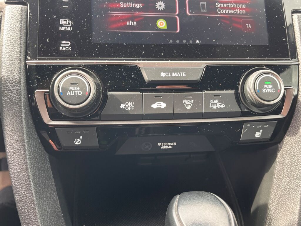 Honda Civic 2019 Punainen