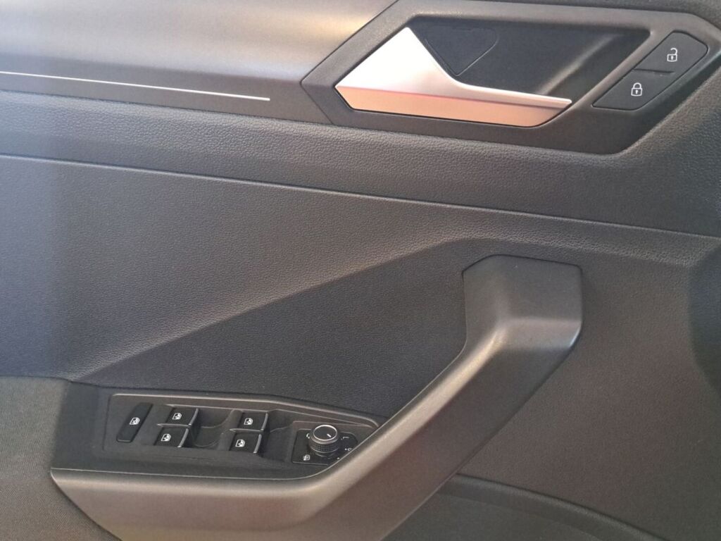 Volkswagen T-Roc 2019 Punainen