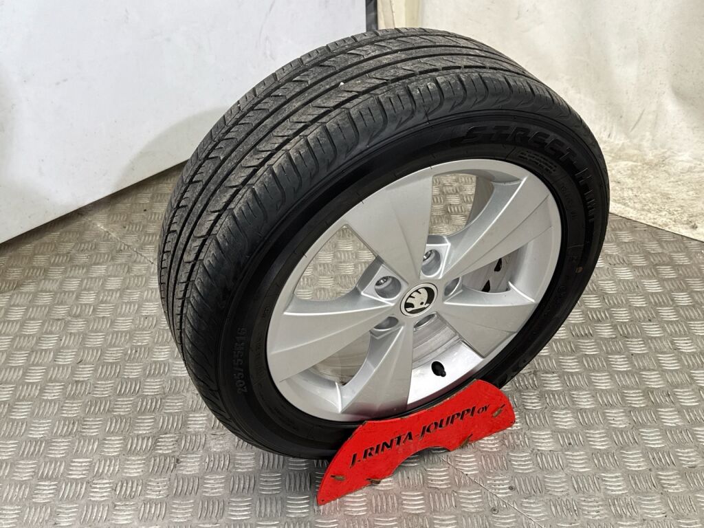 Skoda Octavia 2019 Harmaa