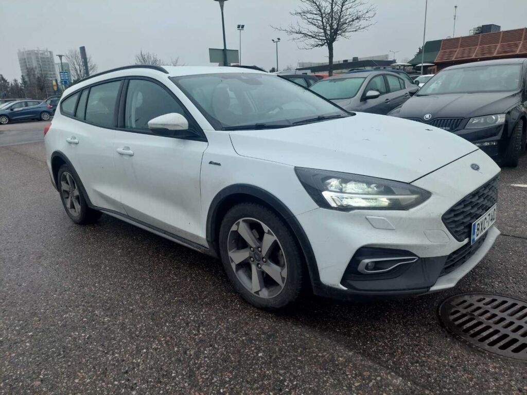 Ford Focus 2019 Valkoinen