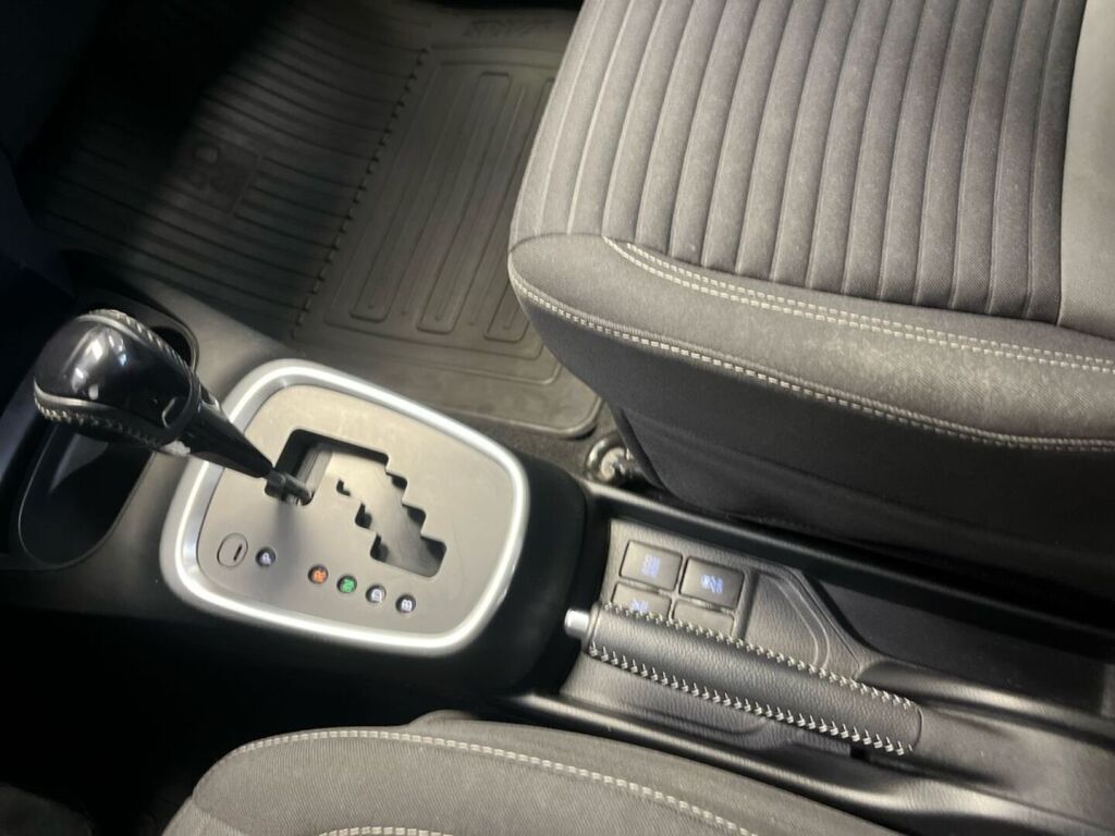 Toyota Yaris 2017 Sininen