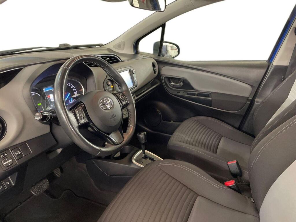Toyota Yaris 2017 Sininen