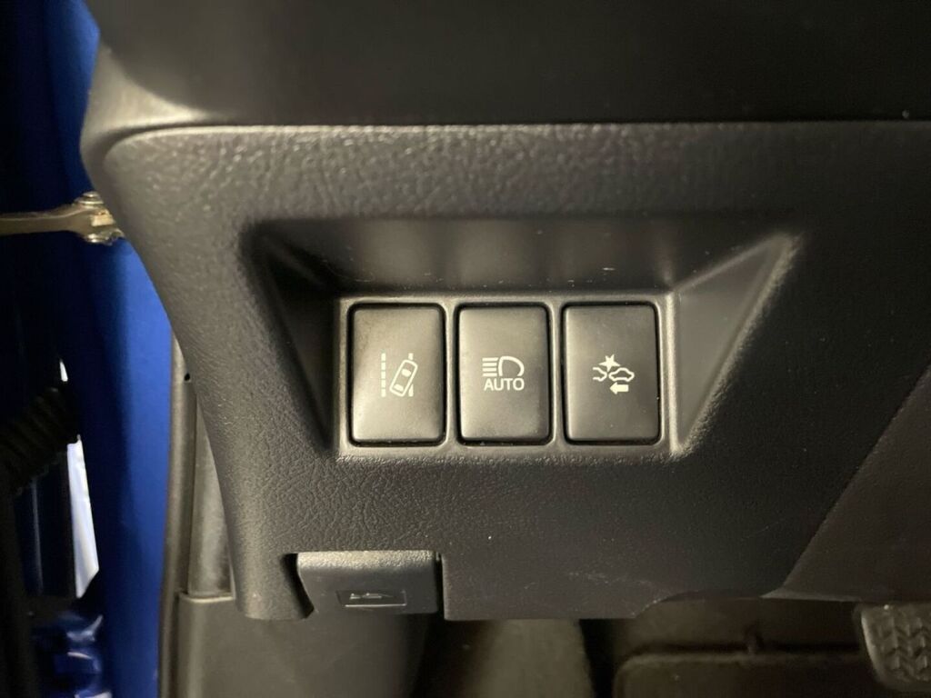 Toyota Yaris 2017 Sininen