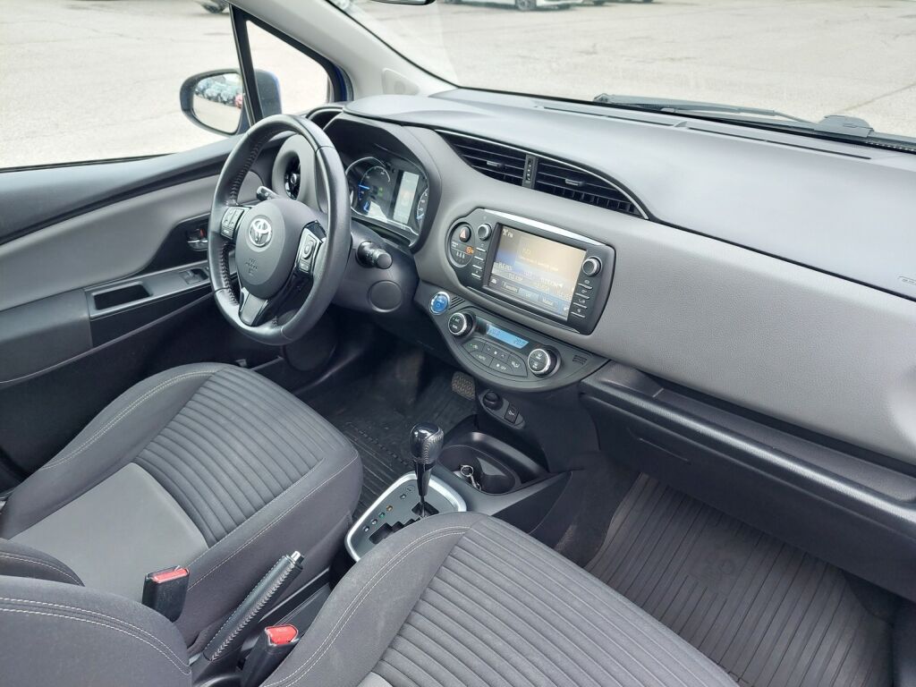 Toyota Yaris 2017 Sininen