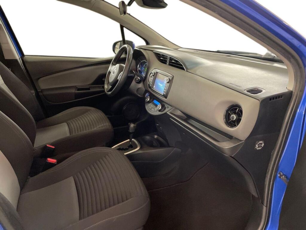 Toyota Yaris 2017 Sininen