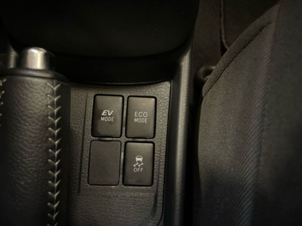 Toyota Yaris 2017 Sininen