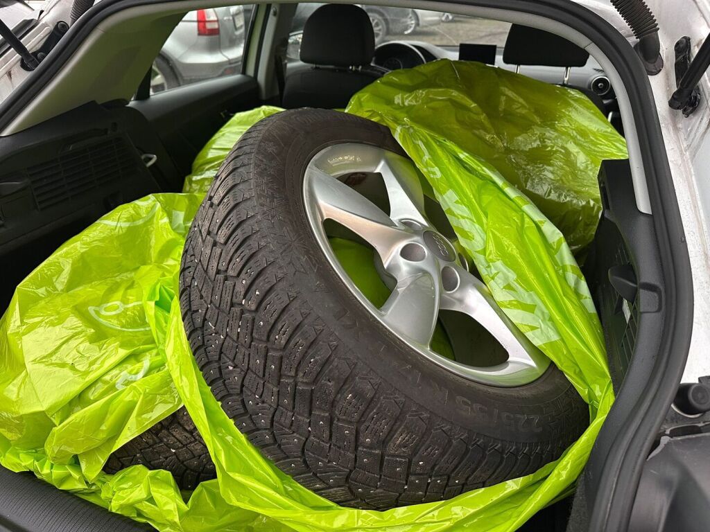 Audi Q2 2019 Valkoinen