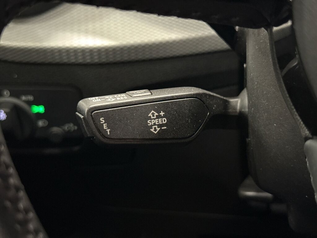 Audi Q2 2019 Valkoinen