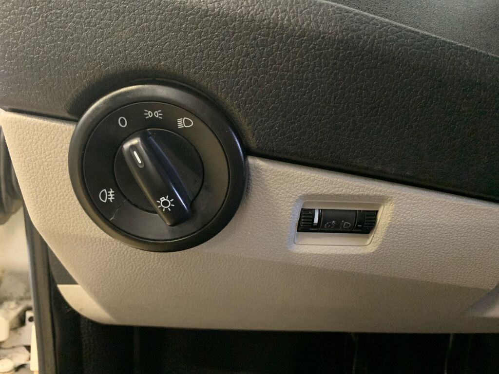 Volkswagen Transporter 2019 Valkoinen