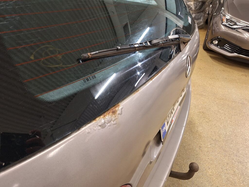 Mercedes-Benz E 2004 Harmaa