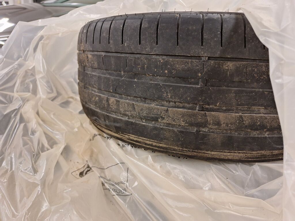 Mercedes-Benz E 2004 Harmaa