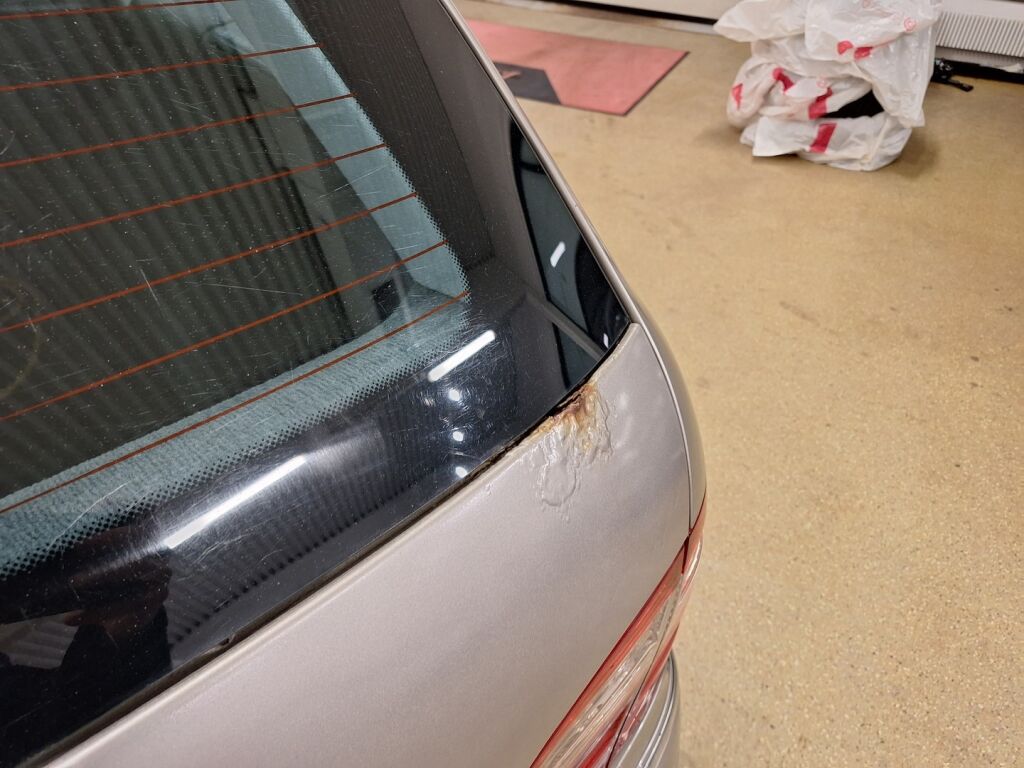 Mercedes-Benz E 2004 Harmaa