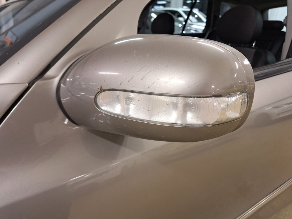 Mercedes-Benz E 2004 Harmaa