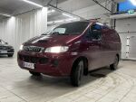 Hyundai H-1 2007 Punainen