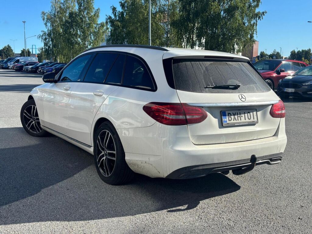 Mercedes-Benz C 2016 Valkoinen