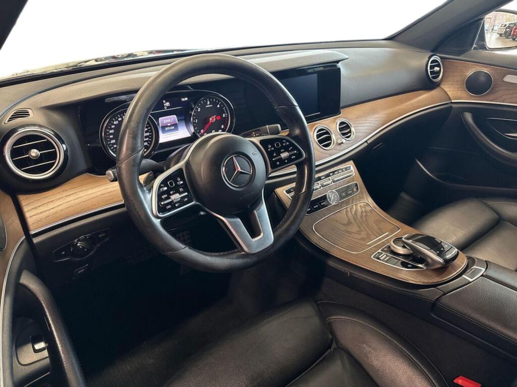 Mercedes-Benz E 2019 Musta