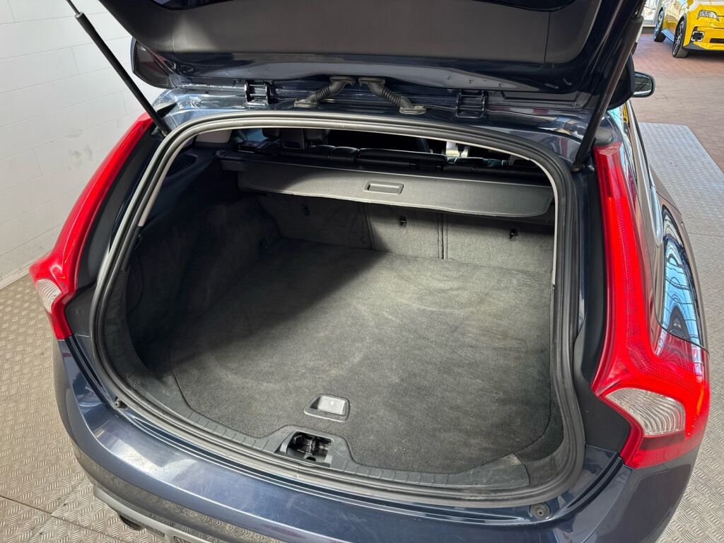 Volvo V60 2011 Sininen