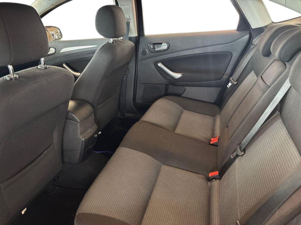 Ford Mondeo 2007 Musta