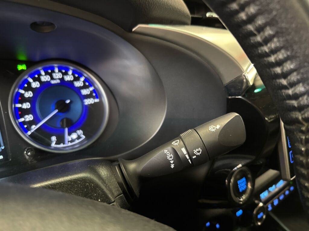 Toyota Hilux 2017 Valkoinen