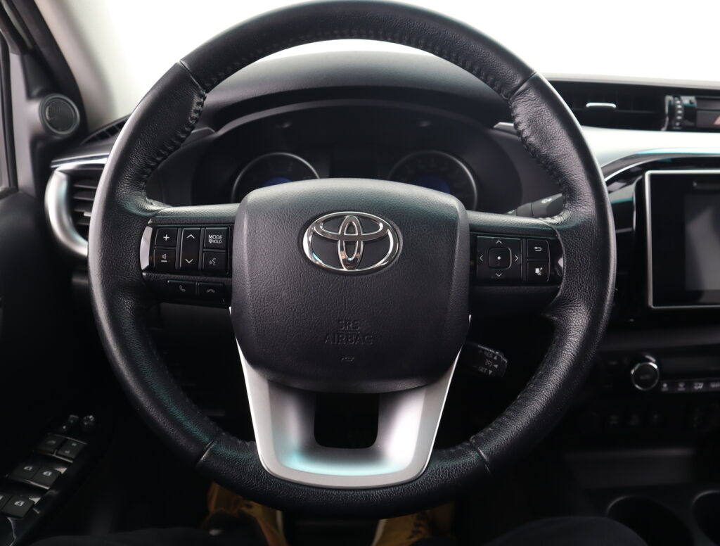 Toyota Hilux 2017 Valkoinen