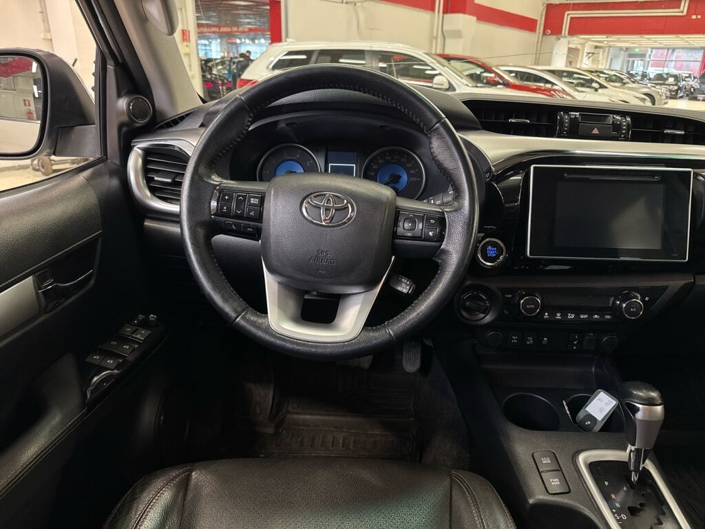 Toyota Hilux 2017 Valkoinen