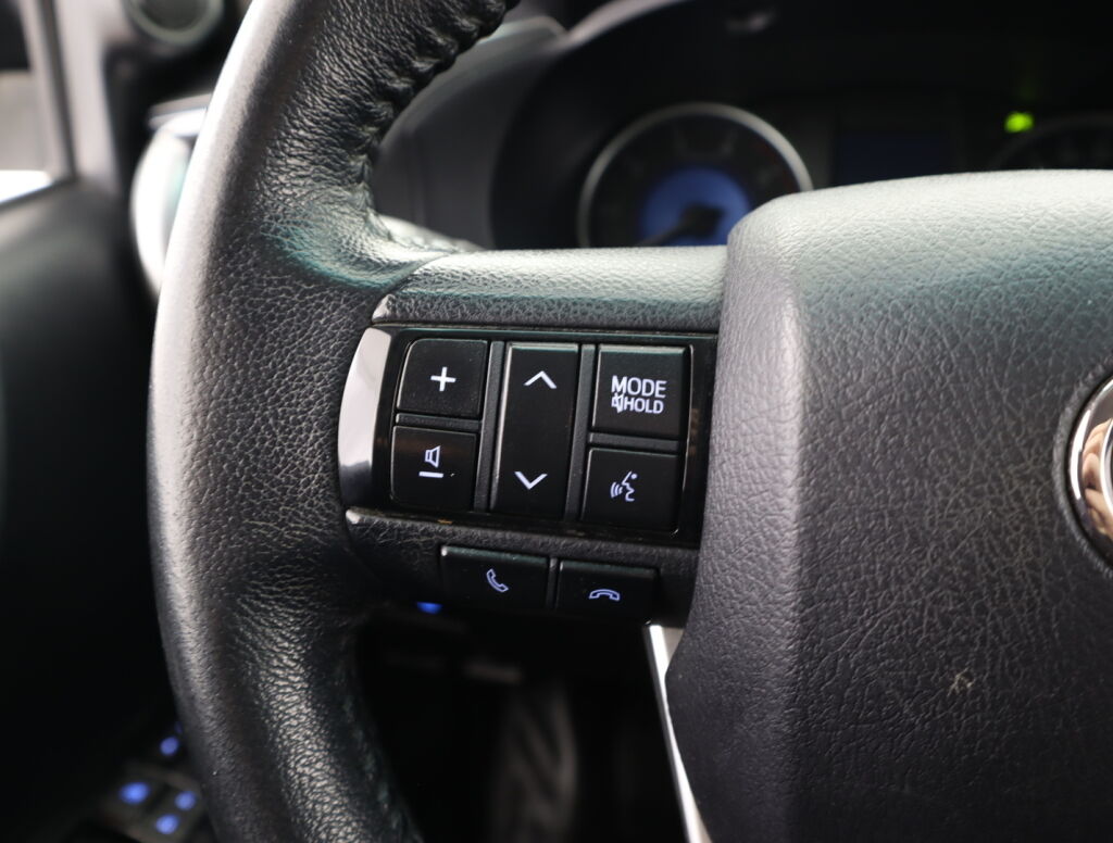 Toyota Hilux 2017 Valkoinen