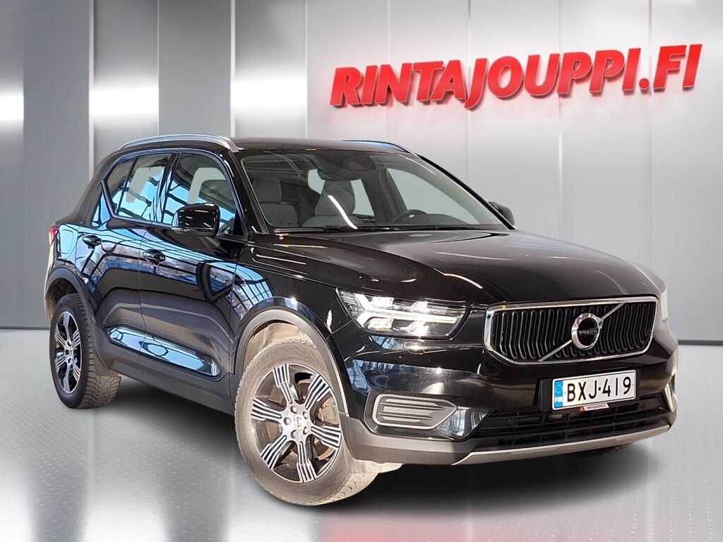 Volvo XC40 2019 Musta