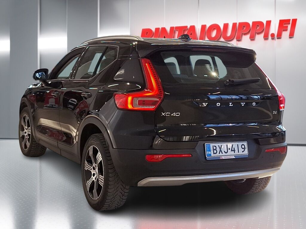 Volvo XC40 2019 Musta