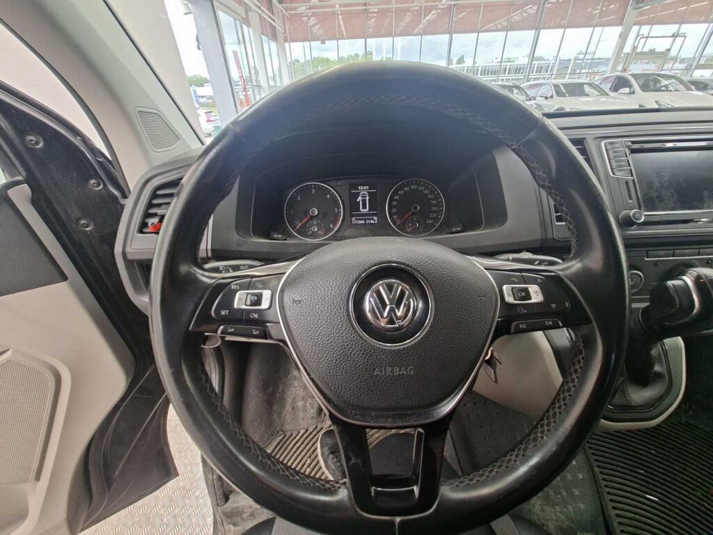 Volkswagen Transporter 2019 Musta
