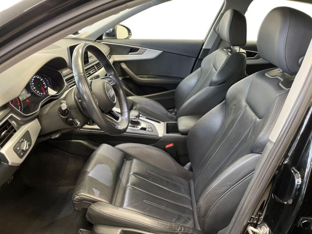 Audi A4 2019 Musta
