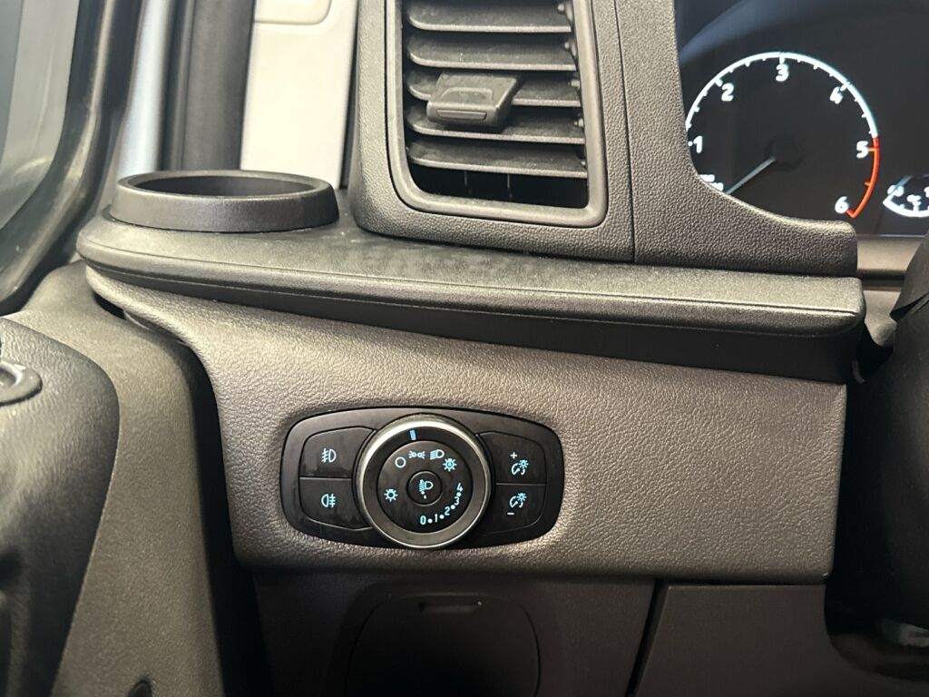 Ford Transit Custom 2019 Valkoinen