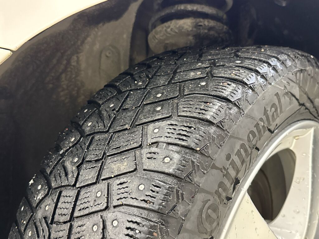 Skoda Superb 2019 Valkoinen