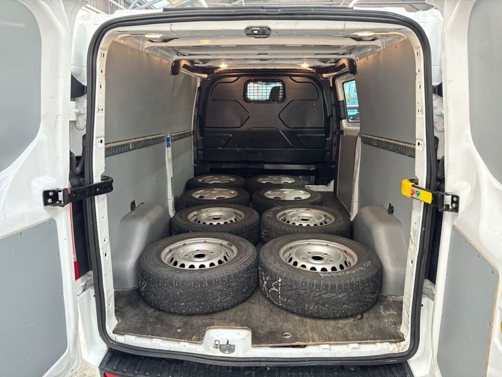 Ford Transit Custom 2019 Valkoinen