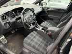 Volkswagen Golf 2017 Musta