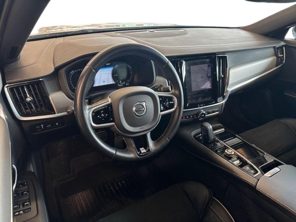 Volvo V90 2020 Metallinhohto Hopea (Bright Silver Metallic)