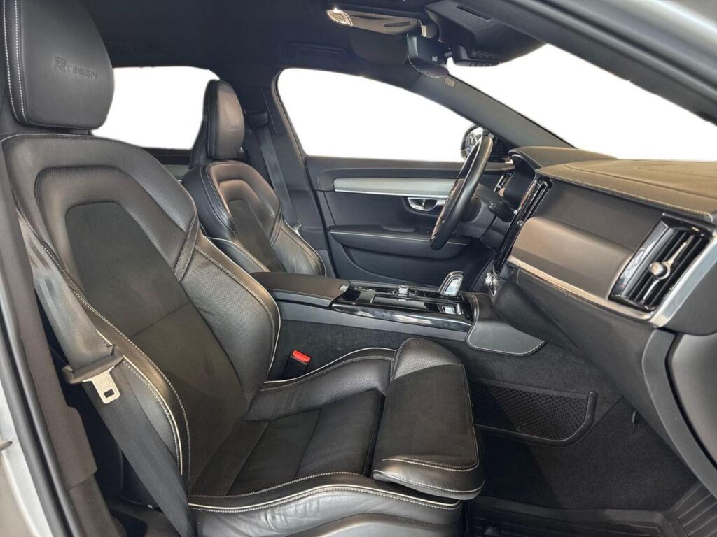 Volvo V90 2020 Metallinhohto Hopea (Bright Silver Metallic)