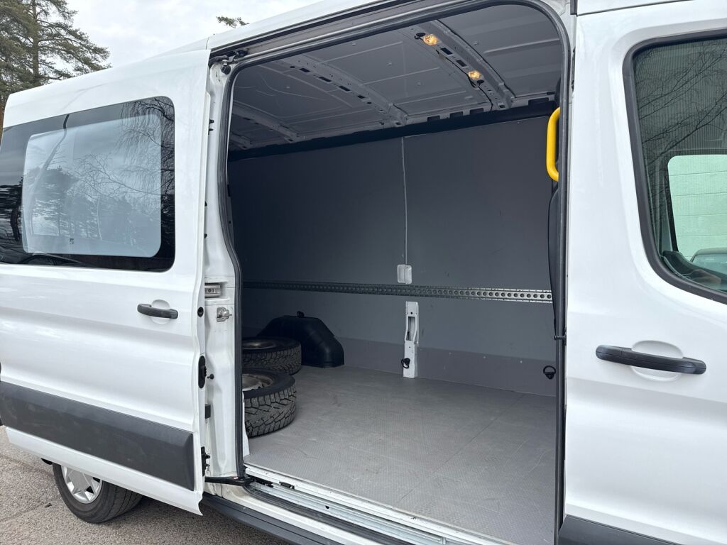 Ford Transit 2019 Valkoinen