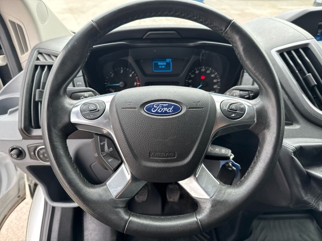 Ford Transit 2019 Valkoinen