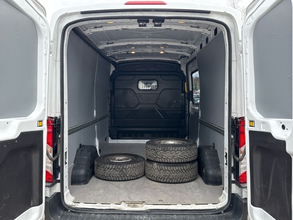 Ford Transit 2019 Valkoinen