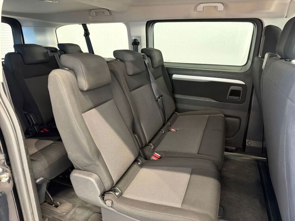 Citroen Spacetourer 2020 Musta