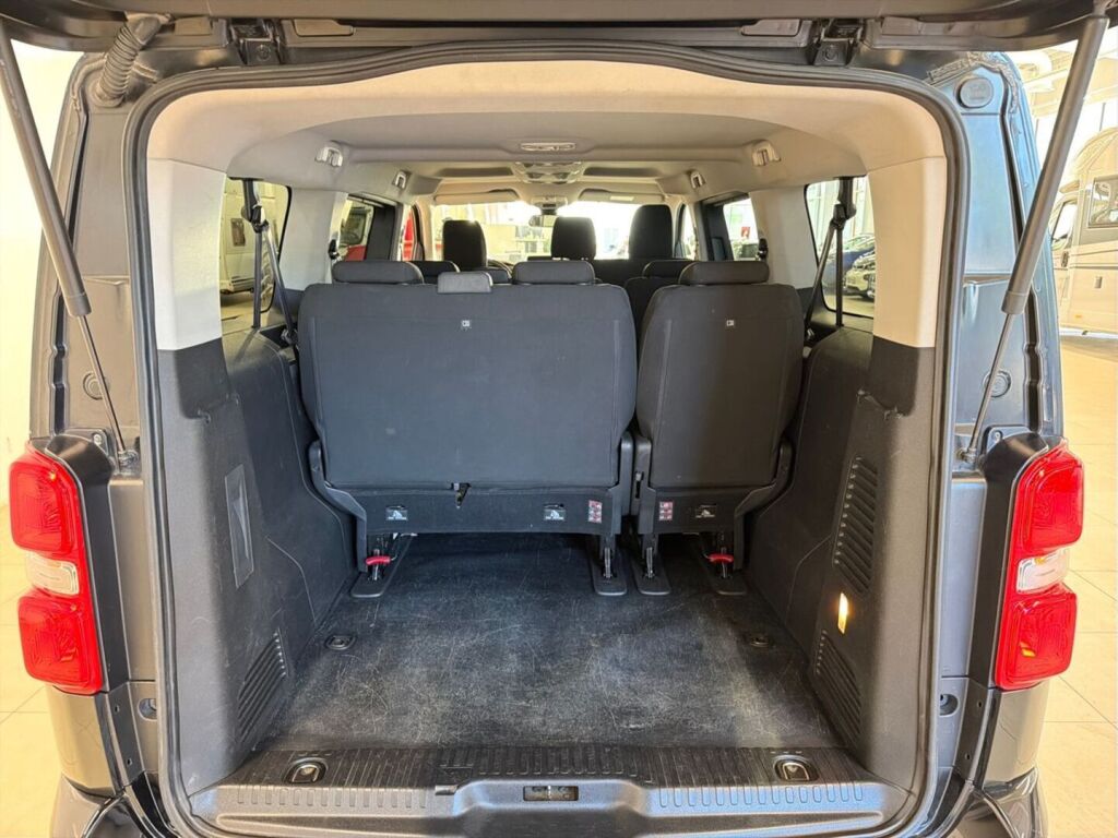Citroen Spacetourer 2020 Musta