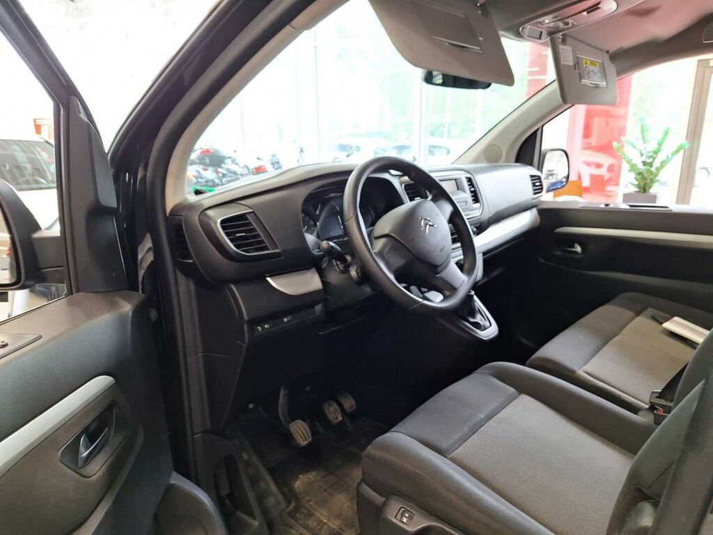 Citroen Spacetourer 2020 Musta