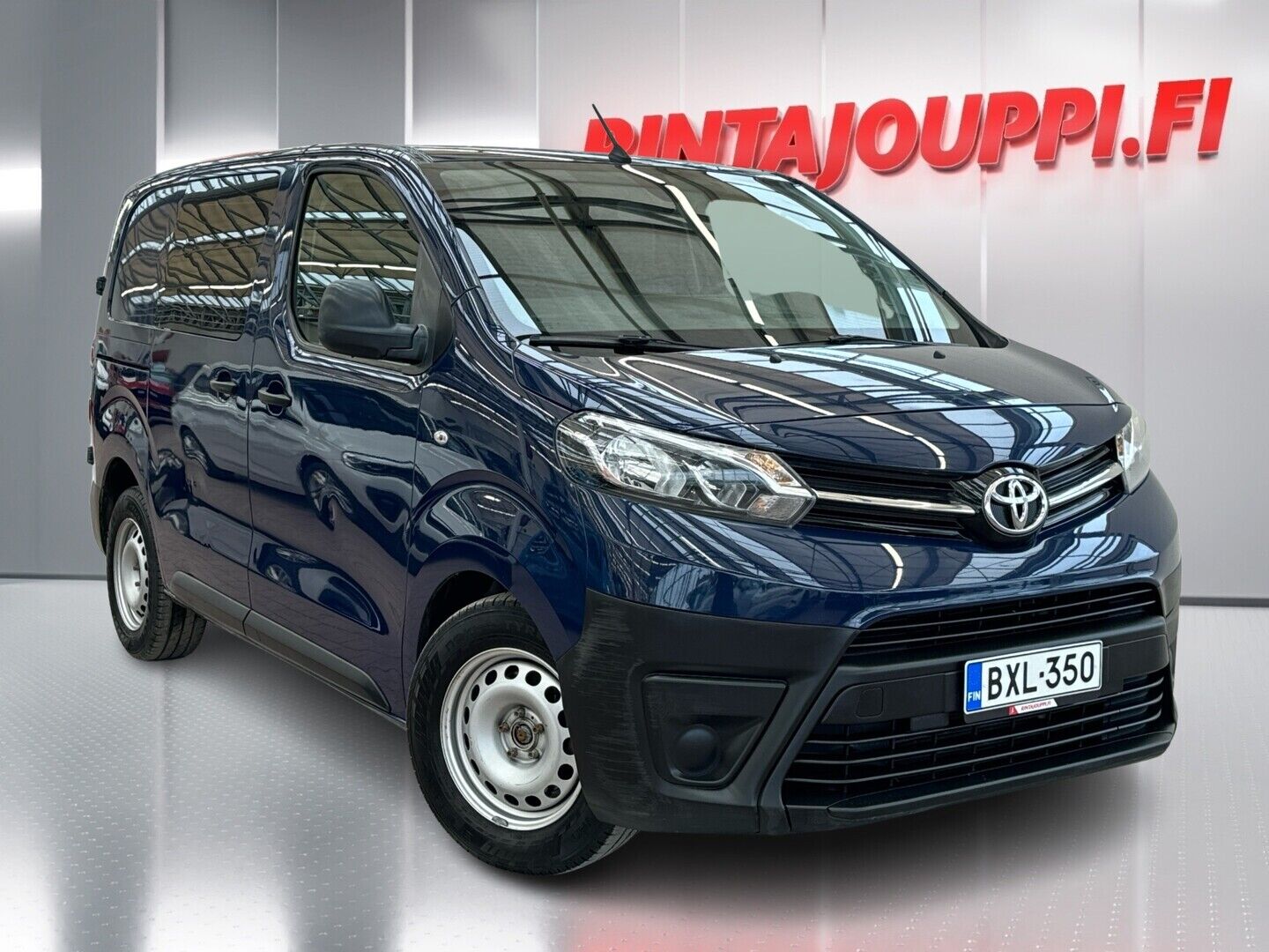 Sininen Toyota Proace