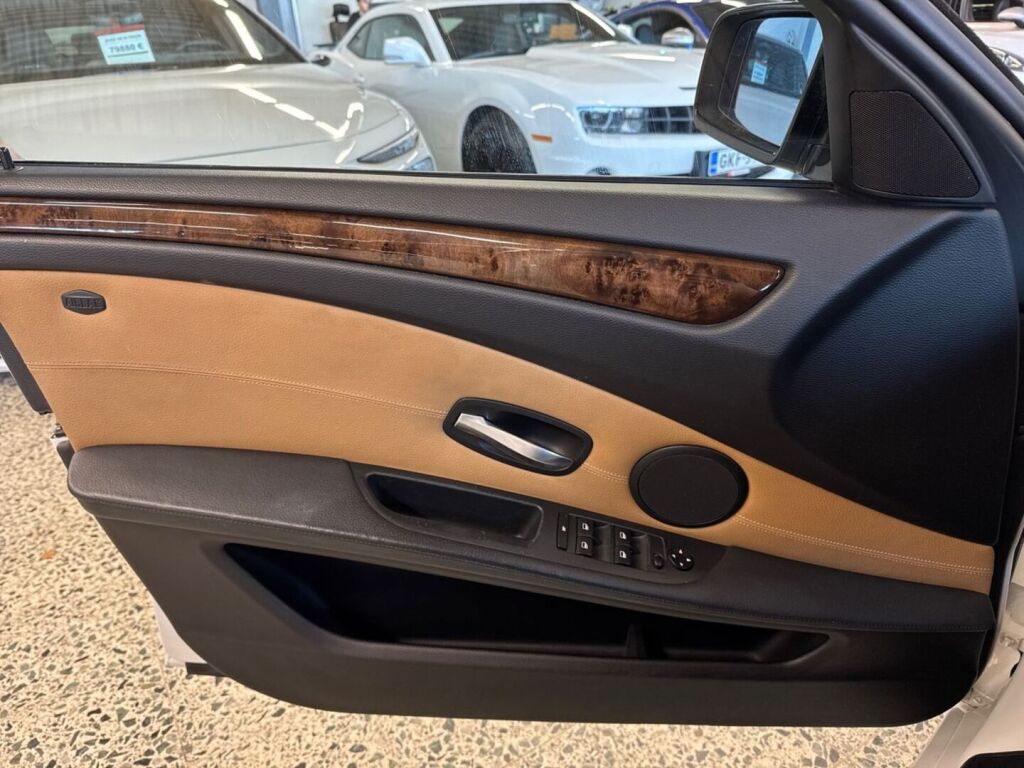 BMW 530 2008 Valkoinen