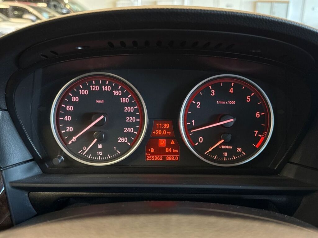 BMW 530 2008 Valkoinen