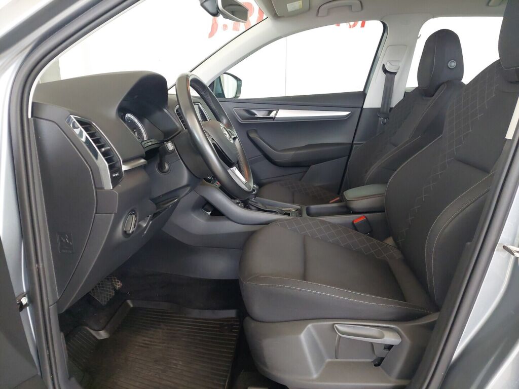 Skoda Karoq 2019 Harmaa