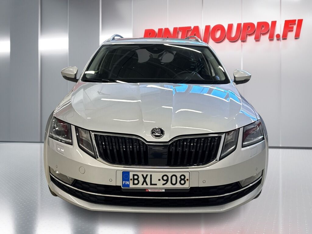 Skoda Octavia 2019 Harmaa