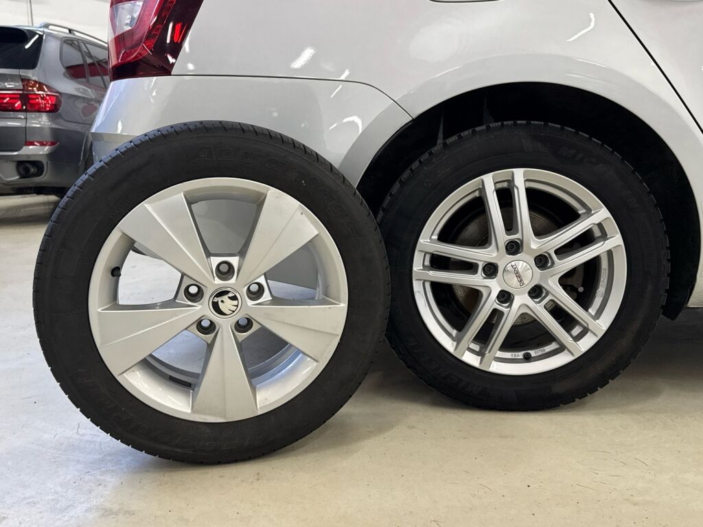 Skoda Octavia 2019 Harmaa