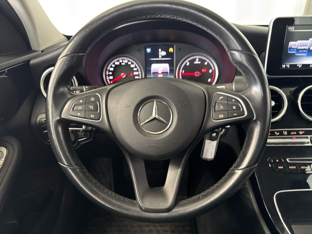 Mercedes-Benz C 2015 Musta