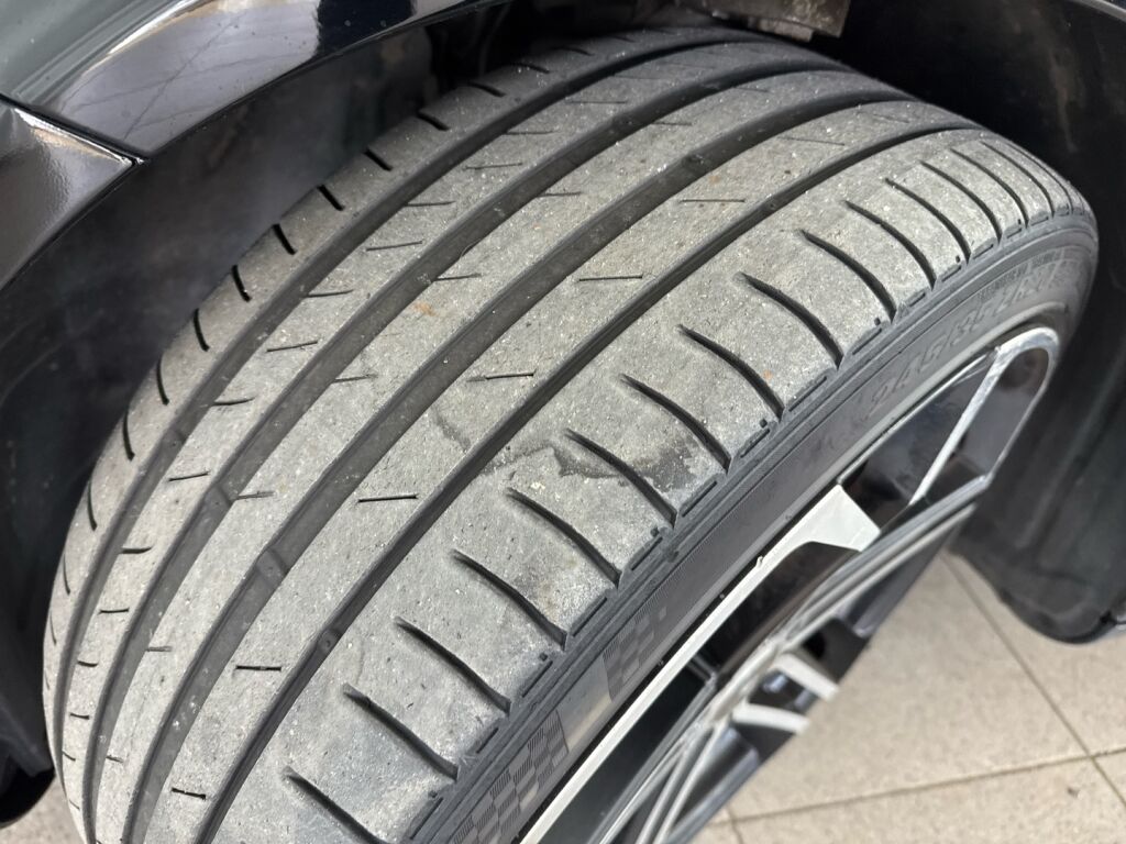 Mercedes-Benz C 2015 Musta